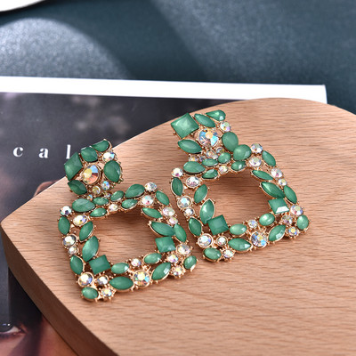 Cercei Ztech Za, culoare verde, cristal/stras, cercei lungi cu pandantiv geometric, bijuterii vintage, accesorii pentru femei