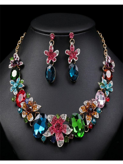 Sada žiarivých krištáľových šperkov z krištáľovej zliatiny, retro krištáľové farebné doplnky pre ženy