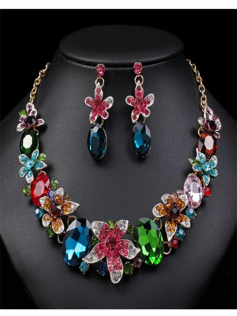 Sada žiarivých krištáľových šperkov z krištáľovej zliatiny, retro krištáľové farebné doplnky pre ženy