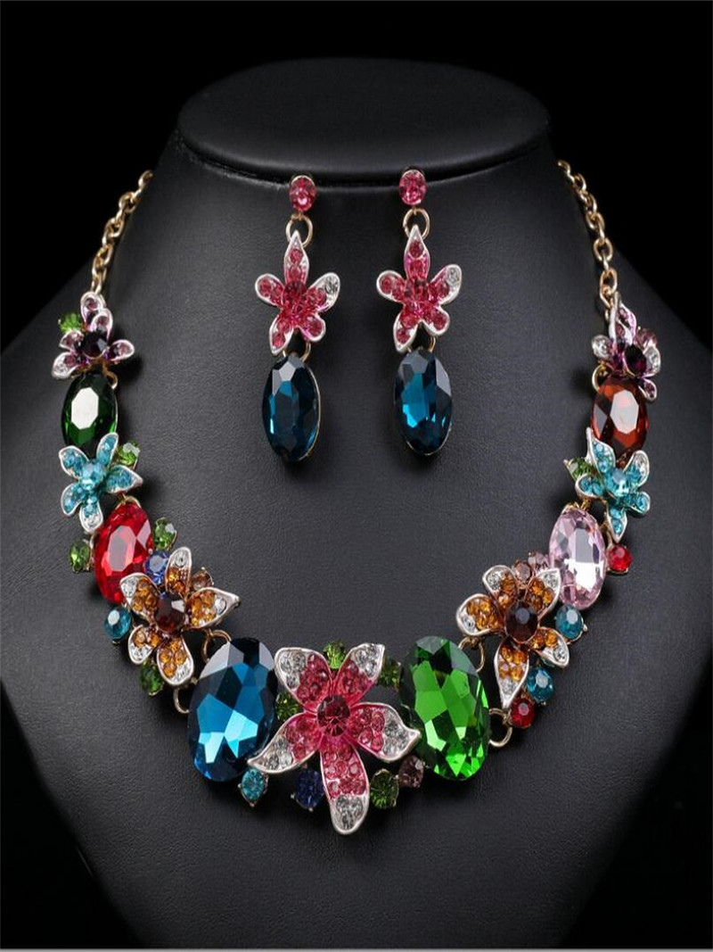 Sada žiarivých krištáľových šperkov z krištáľovej zliatiny, retro krištáľové farebné doplnky pre ženy