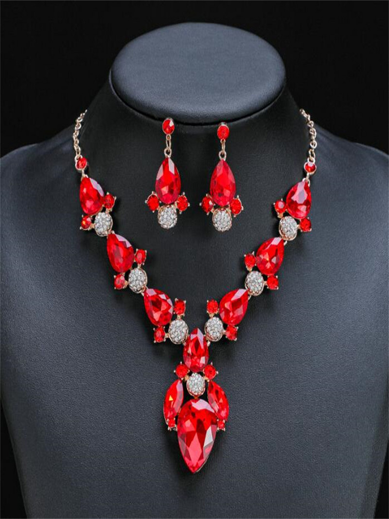 Drop medál temperamentum fülbevaló nyaklánc szett ékszerutánzat ezüstözött ékszer szett