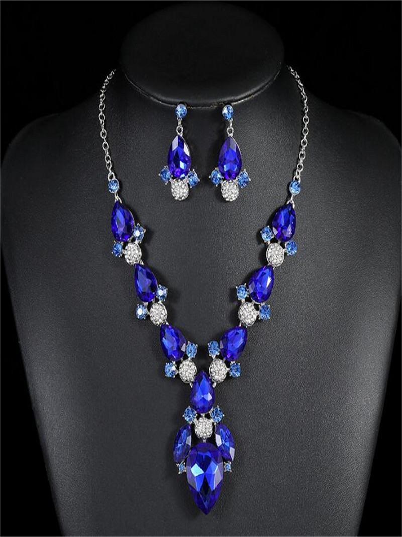 Drop medál temperamentum fülbevaló nyaklánc szett ékszerutánzat ezüstözött ékszer szett