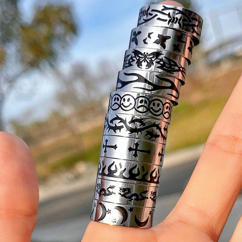 Újdonságok Hip-hop Punk rozsdamentes acél pillangó lánggyűrű Vintage gótikus csillagkeresztes gyűrűk nőknek férfi páros divatékszerek