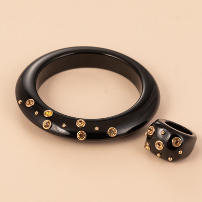 6 stílusos, divatos indiai ékszerkészlet nőknek. Aranyos akril, nagy gyűrűvel és karkötővel, gyanta bűbájjal, kristály karperecekkel lányoknak