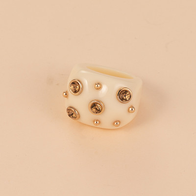 6 stílusos, divatos indiai ékszerkészlet nőknek. Aranyos akril, nagy gyűrűvel és karkötővel, gyanta bűbájjal, kristály karperecekkel lányoknak