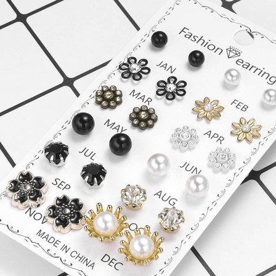 12 pár Small Planet Moon Star fülbevaló szett nőknek Egyszerű geometrikus virág strasszos fülbevaló Divatparti ékszer