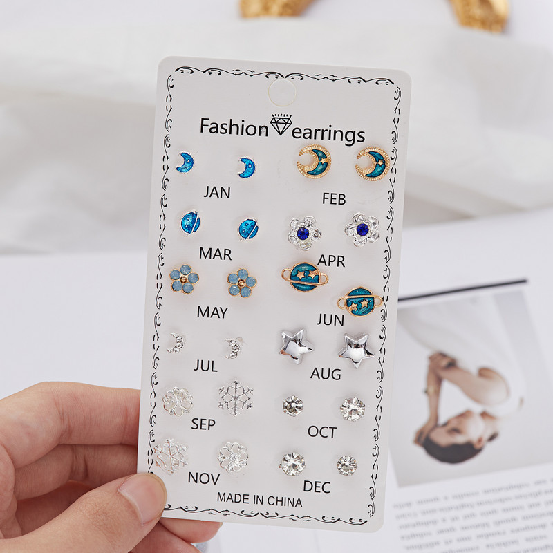 12 pár Small Planet Moon Star fülbevaló szett nőknek Egyszerű geometrikus virág strasszos fülbevaló Divatparti ékszer