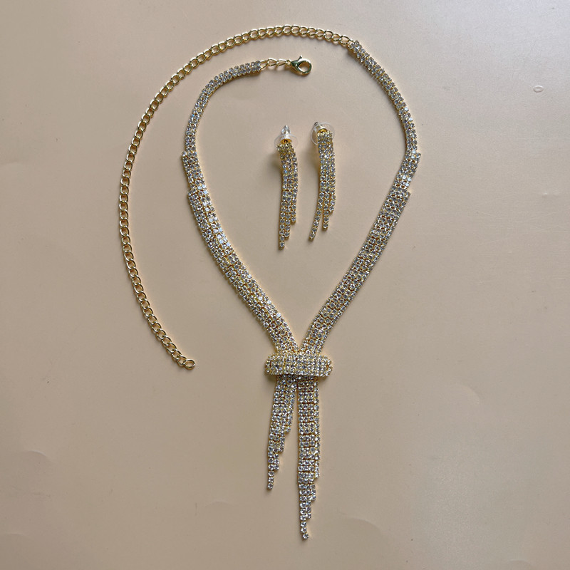 Luxus strasszos bojt hosszú medál teljes kristály nyaklánc fülbevaló szett Elegáns divat menyasszonyi esküvői ékszer születésnapi ajándék