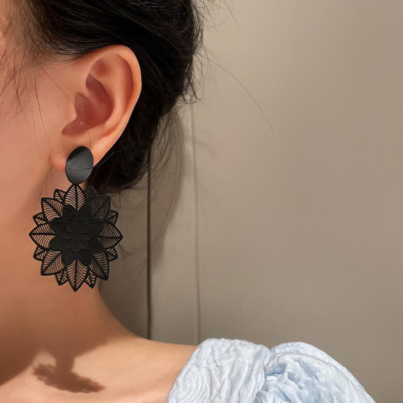 Pandantive cu plasă goală Cercei suspendați Cercei boemi cu picătură pentru femei Bijuterii vintage pentru urechi boucle oreille femme Cercei neobișnuiți