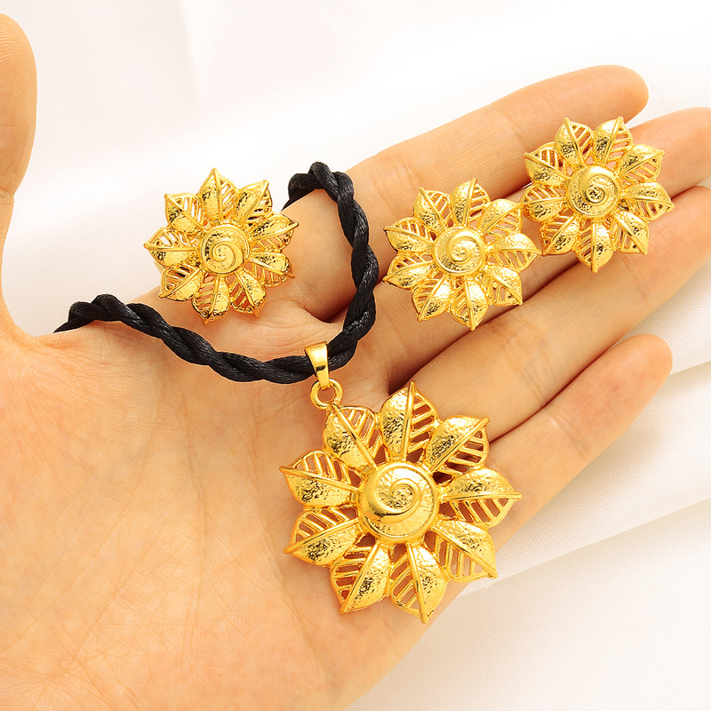 Seturi de bijuterii africane placate cu aur pentru femei Dubai Mireasă Cadouri de nuntă Colier rotund Cercei Set de inele Bijuterii