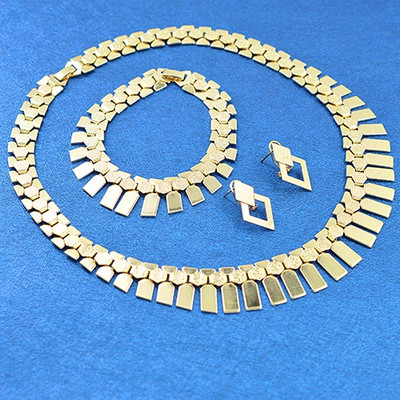 Sunny Jewelry Bijuterii Boemia Guler Set de bijuterii Colier de modă Cercei Set de brățări pentru femei pentru nuntă Bijuterii Constatări