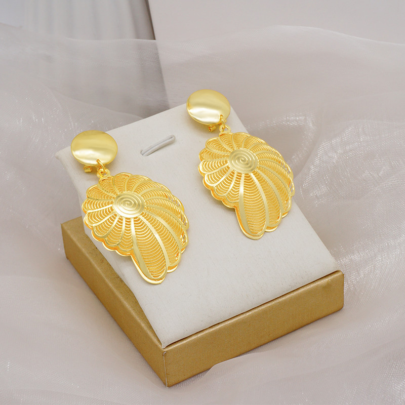 Divat, nigériai nő, esküvő, afrikai, nagy medál, csocsó, virág ékszerkészlet, Dubai arany színű menyasszonyi ajándék