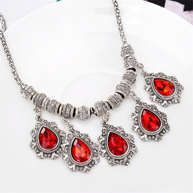 ADOLPH Női ékszerek Luxus kiegészítők Temperamentum Vízcseppek Ékszerkészlet Choker nyaklánc és fülbevaló