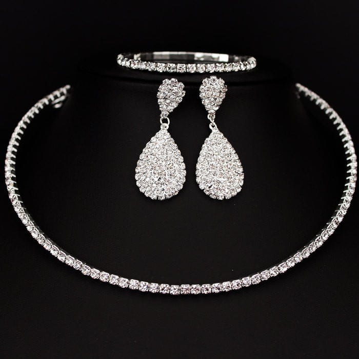 Vânzare fierbinte Mireasa Clasic Strass Cristal Choker Colier Cercei și Brățară Seturi de bijuterii de nuntă Accesorii de nuntă X164