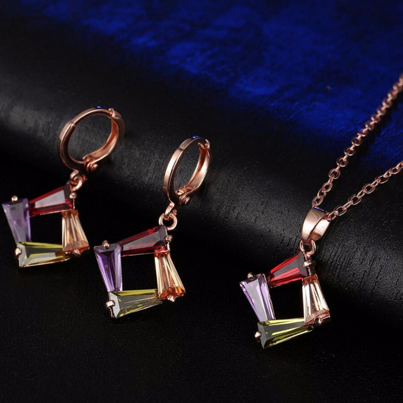 Noua sosire Seturi de bijuterii de culoare aur roz Fashion Multi-color Zircon Stone Colier Set de cercei Bijuterii pentru nunta si logodna