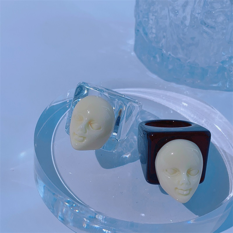 Винтидж гримаса маска пръстени за жени черен бял усмивка Y2k пръстени модни бижута естетична смола Корея аксесоари парти подаръци