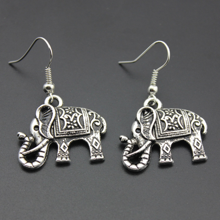 Új Érkezés Gyöngyök Ékszerkészlet Divat Akció Kis elefánt ötvözet nyaklánc fülbevaló két környezetbarát anyagból