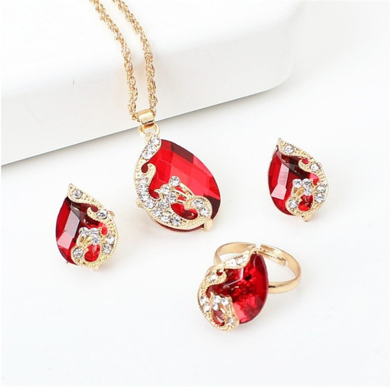 Fashion Crystal Pandantive Colier Cercei Seturi pentru femei Set de bijuterii Mireasa Cercei de nunta Inel Colier Set