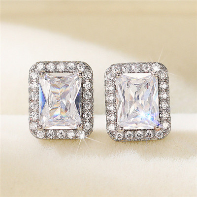 Huitan Jednoduché klasické geometrické náušnice s krištáľom CZ striebornej farby, doplnky na uši pre ženy, vysoko kvalitné šperky