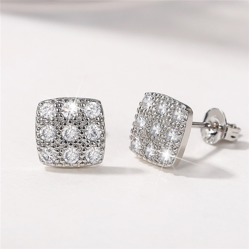 Huitan Cercei tip știft în formă geometrică clasică simplă cu cristal CZ Accesorii pentru urechi de culoare argintie pentru femei Bijuterii de înaltă calitate