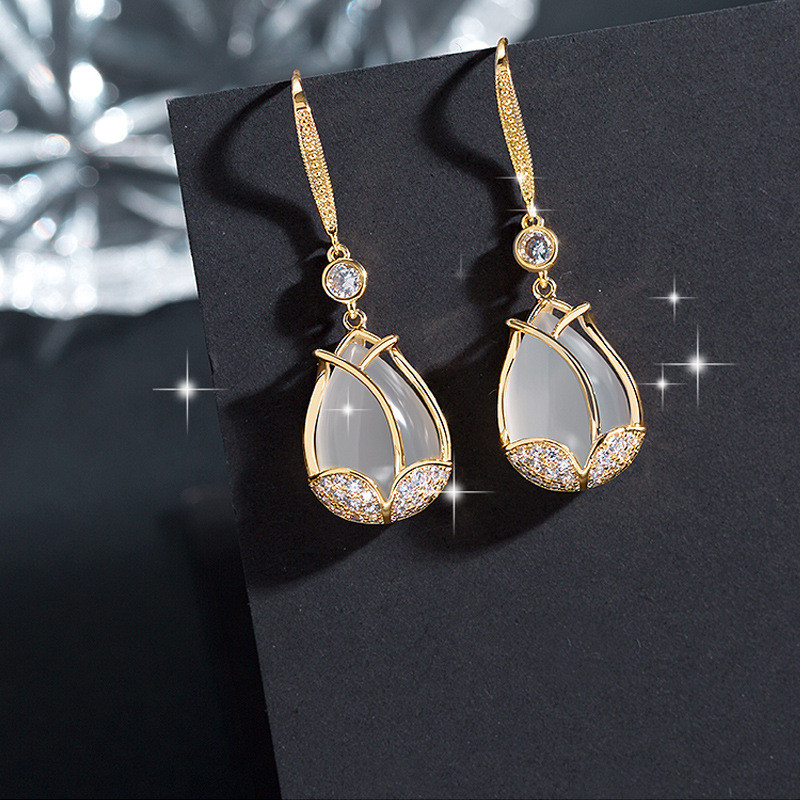 Luksuzne ženske umetnute cirkonske cvjetne naušnice s kukicama za uho Temperamentne ženske naušnice za vjenčanje mladenke Nakit Pokloni