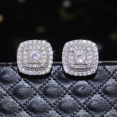 Huitan Brilliant Cubic Zirconia Stud Earrings for Princess Квадратна форма Гъвкав стил Изискан подарък Дамски обеци Класически бижута