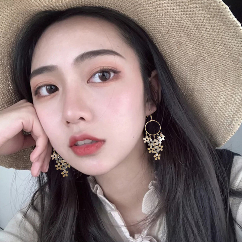 Cercei cu picătură indieni cu ciucuri Boho 2020 Bijuterii Orecchini pentru femei Cercei Jhumka de culoare argintiu cu flori retro