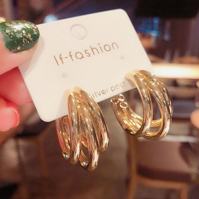 Cercei cu lanț cu ciucuri pentru femei.