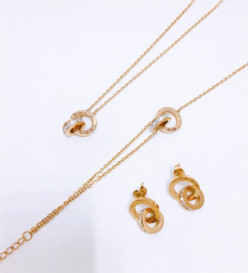 316L rozsdamentes acél római berakásos kristály Lucky nyaklánc fülbevaló karkötő készlet dupla gyűrűs berakásos cirkon ékszer szett