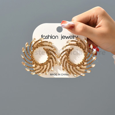 Европейски американски модни преувеличени пиърсинг обеци за жени Момиче Слънчева форма Уникален дизайн Изящни аксесоари за бижута