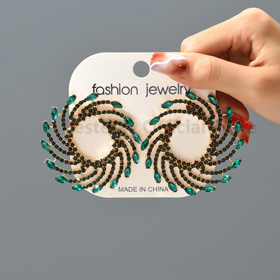 Европейски американски модни преувеличени пиърсинг обеци за жени Момиче Слънчева форма Уникален дизайн Изящни аксесоари за бижута