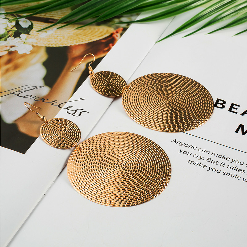 Eltúlzott arany csepp fülbevaló nőknek Statement ékszer Divat nagy, kerek kör alakú lógó fülbevaló Punk fülbevaló fülbevaló