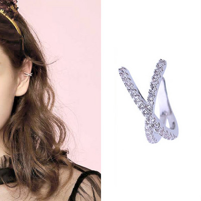 Aranyos punk CZ cirkon fülmandzsetta ezüst színű Egyszerű kerek golyós kristálykapcsok fülek kicsi, nem piercing fülbevaló fülbevaló