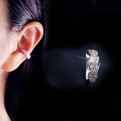 Aranyos punk CZ cirkon fülmandzsetta ezüst színű Egyszerű kerek golyós kristálykapcsok fülek kicsi, nem piercing fülbevaló fülbevaló