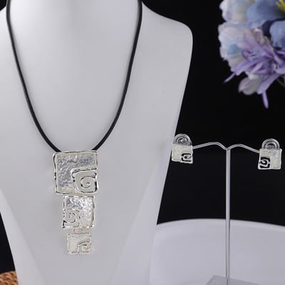 Reducere Cring Coco Magnolia Flower Bijuterii Seturi Fashion Resign Pandantiv Colieri Albastru Email Lanțuri Colier Cercei pentru femei