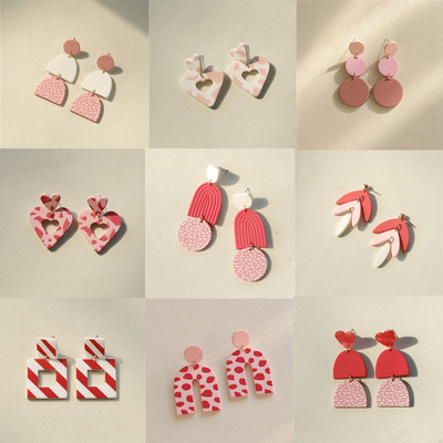 1 чифт Корейски сладки розови акрилни обеци Macaron за жени Момичета Геометрични кръгли сърца Висящи обеци Бохемия Бижута Подаръци