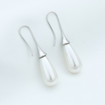 White Teardrop Simulation Pearl Earrings Dangle For Women Baroque Palace Style Jewelry Long Temperament Hook Απλά σκουλαρίκια
