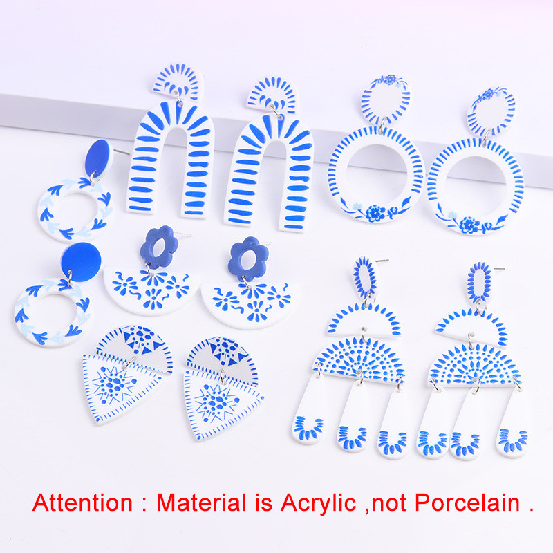 Vintage kék-fehér porcelánmintás akril csepp fülbevaló nőknek kínai stílusú geometrikus kínai edénynyomtatás lógó fülbevaló