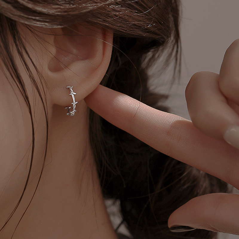 XIYANIKE ezüst színű tövis karika fülbevaló női lány luxus új divat divatos ékszer buli Esküvő сережки женские