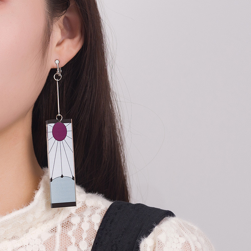 Divat akril Tanjiro fülbevaló Demon Slayer fülbevaló Anime Cosplay kellékek Hanafuda Drop Long Brincos női lányoknak ékszerek