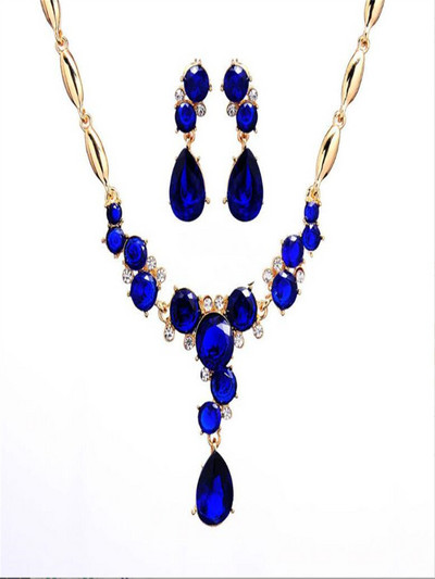 Aranylemezes kristály nyaklánc fülbevaló ékszer szett Minőségi ötvözetből készült ékszer kiegészítők női