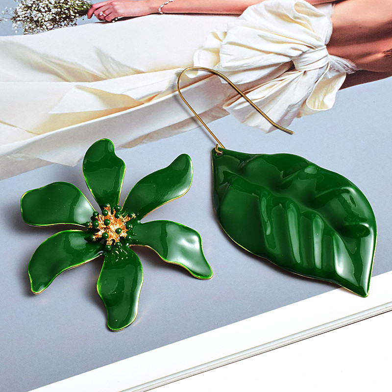 Nagyker új fém olajozott virágok formájú lelógó hosszú fülbevalók forró finom ékszer kiegészítők nőknek karácsonyi ajándék