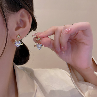 Három részes öltöny kis dizájn értelmes búza Tüskegyöngy nyaklánc fülbevaló karkötő szett hideg szellő egyszerű internet híres ékszer