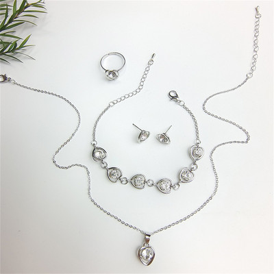 Luxus 4 db kivágott szív színű cirkon fülbevaló karkötő nyaklánc gyűrű szett nőknek divat eljegyzési parti ékszer ajándék