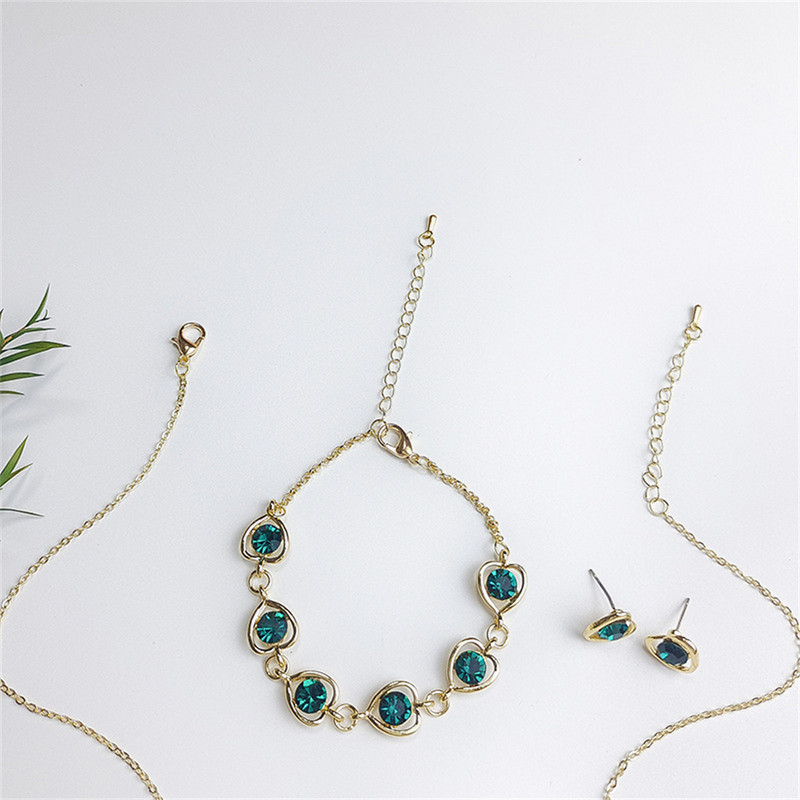Luxus 4 db kivágott szív színű cirkon fülbevaló karkötő nyaklánc gyűrű szett nőknek divat eljegyzési parti ékszer ajándék