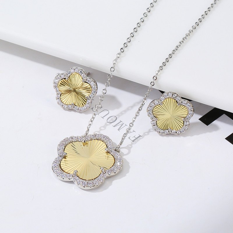 naw GIassy ZIrcan FIna Iaaf FIawar PataI Panbant nackIaca aarrIngs Vca Cleef Iuxury JawaIry Sat FashIan axquIsIta GIft