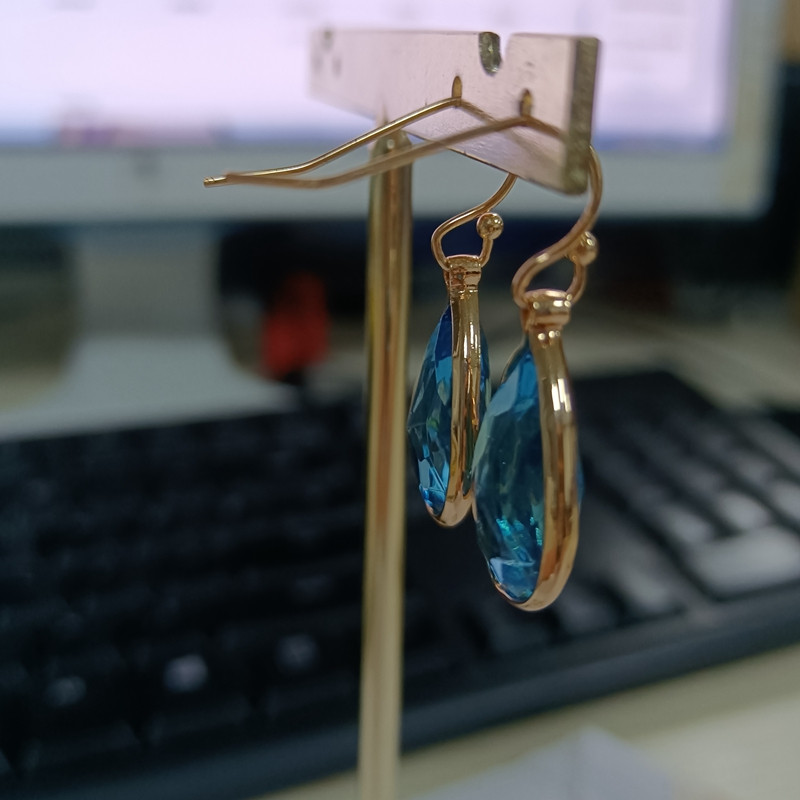 Κλασικά χρυσά σκουλαρίκια σε σχήμα σταγόνας νερού για γυναίκες Μόδα μπλε κυβικά σκουλαρίκια ζιργκόν Vintage κοσμήματα νυφικού γάμου