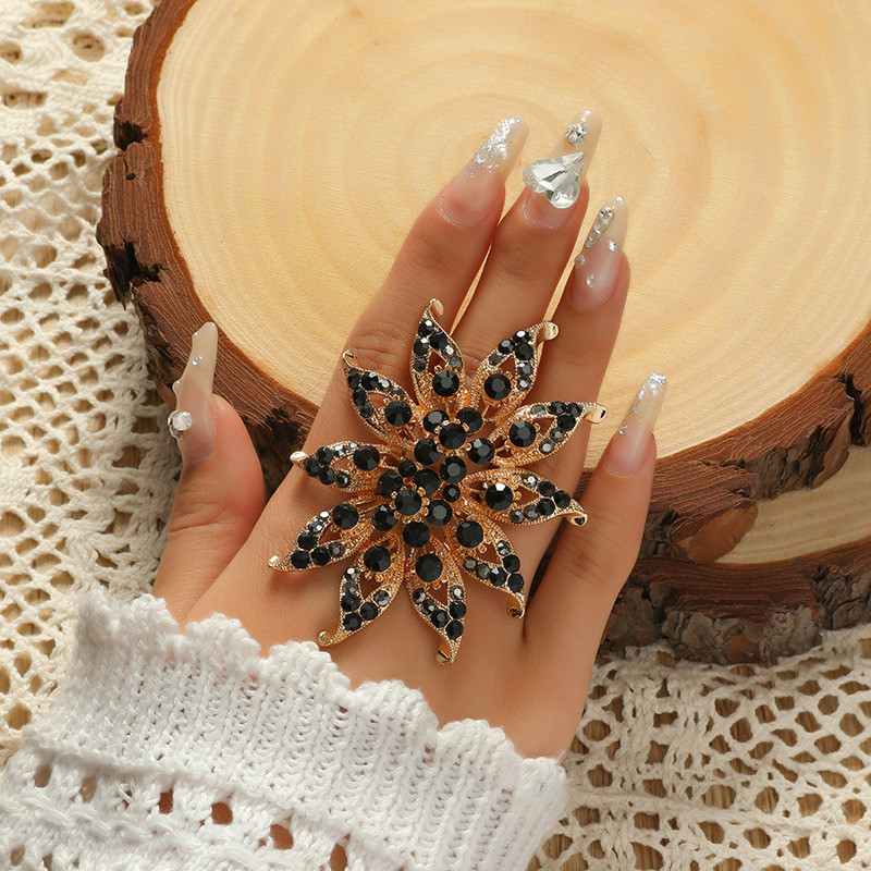 Нови луксозни пръстени с големи цветя за жени Преувеличено изявление Бижута Кристални пръстени за пръсти Булчинско сватбено парти Бижута Анел Подаръци