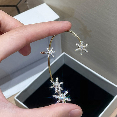 Asimetrična marka luksuznih kubičnih cirkonskih cvjetnih naušnica s nitnama za uho za žene Trendovski modni nakit u boji lista od bijelog zlata