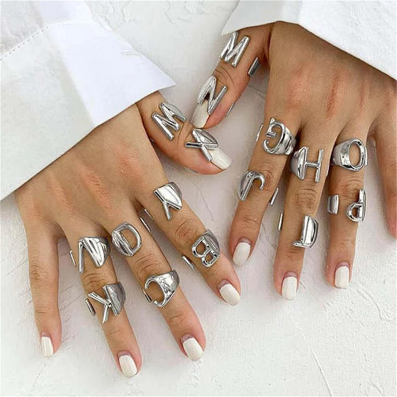 Naujas AZ angliškas raidžių metalo reguliuojamas atidarymo žiedas mados vardo raidinis žiedas moterų vakarėlio papuošalai vyriški ir moteriški unisex